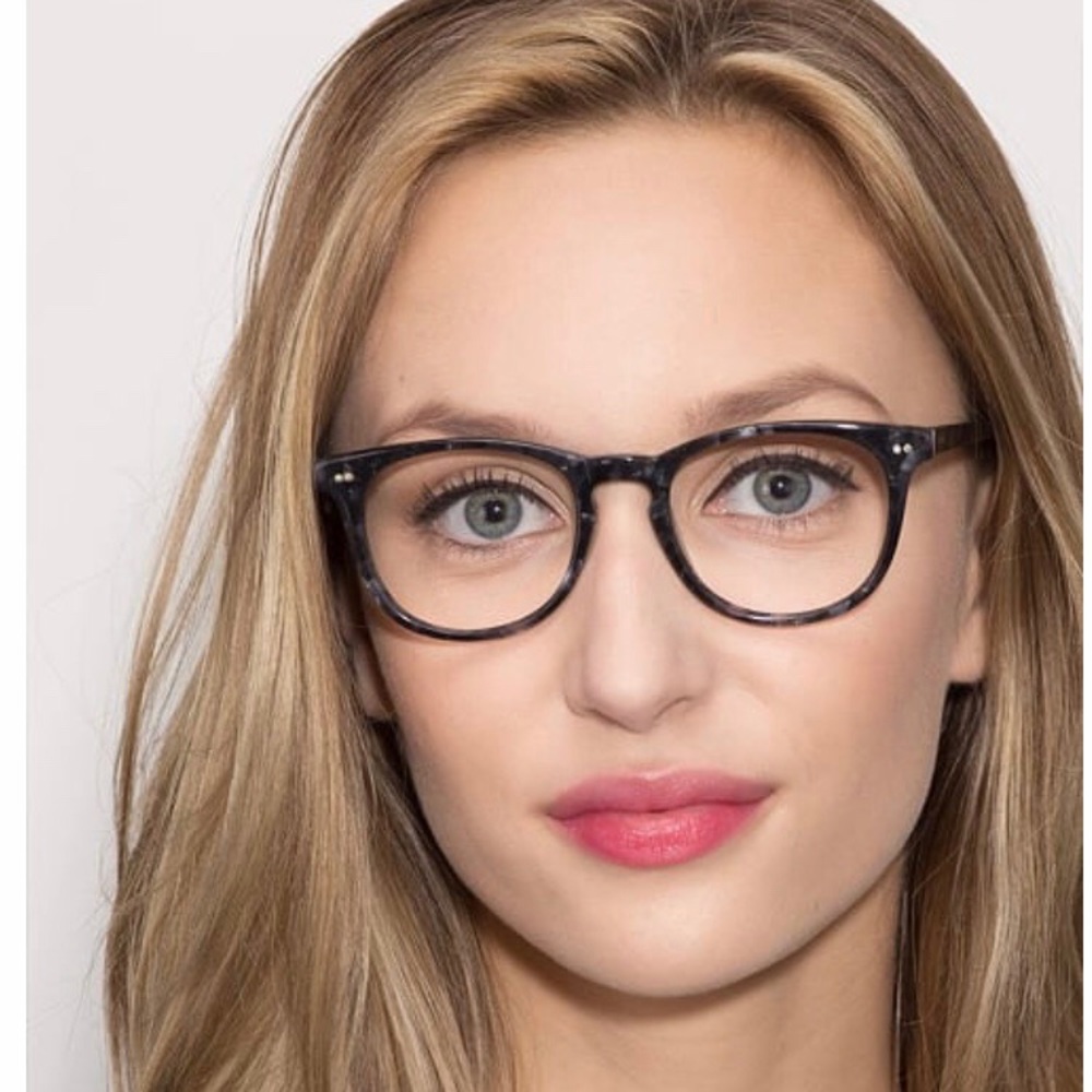 Leopard print glasses